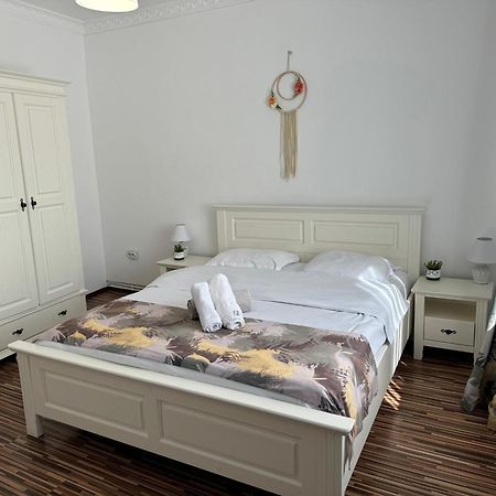 Flh - Mira Apartments Sibiu Buitenkant foto