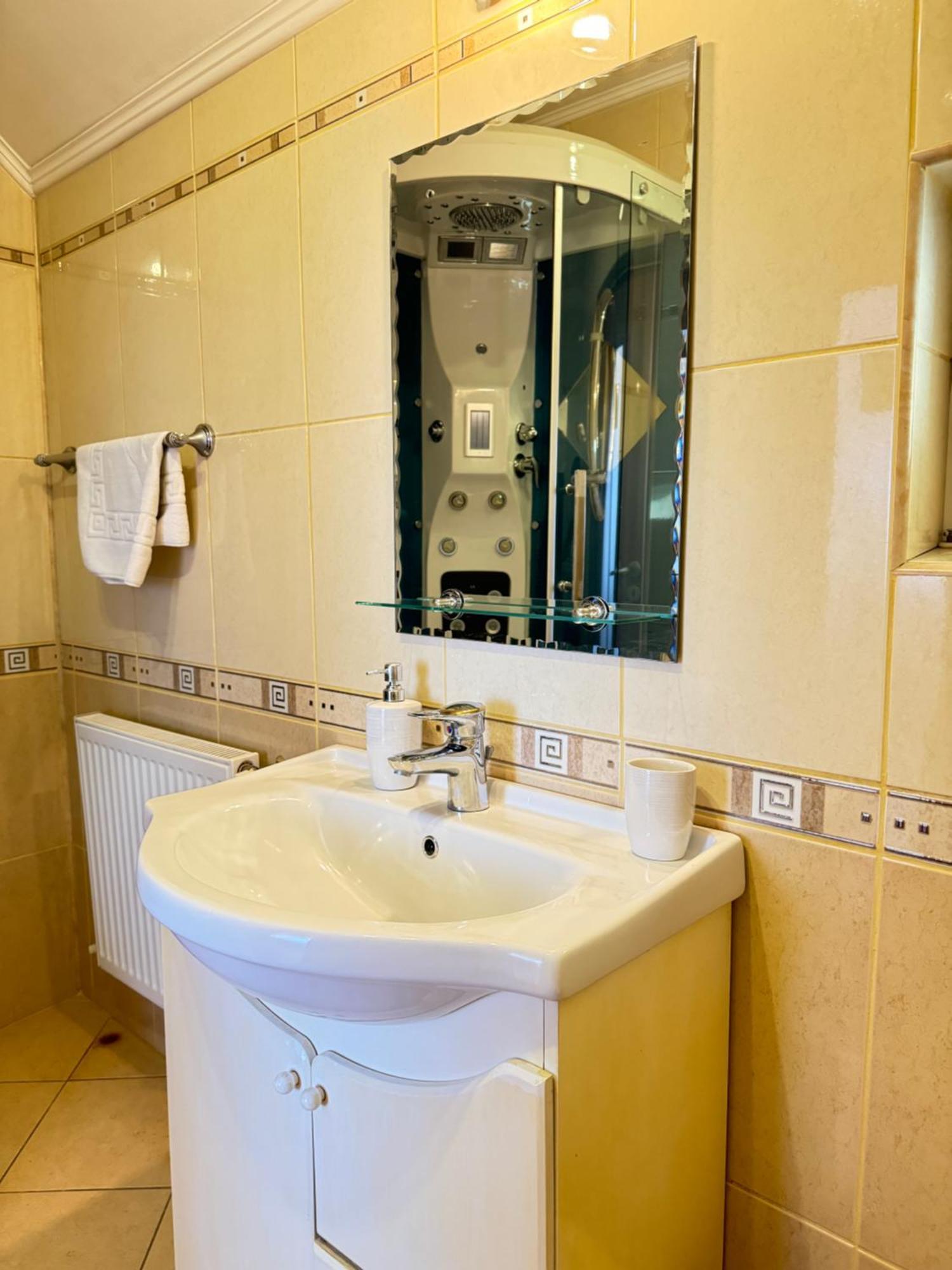 Flh - Mira Apartments Sibiu Buitenkant foto