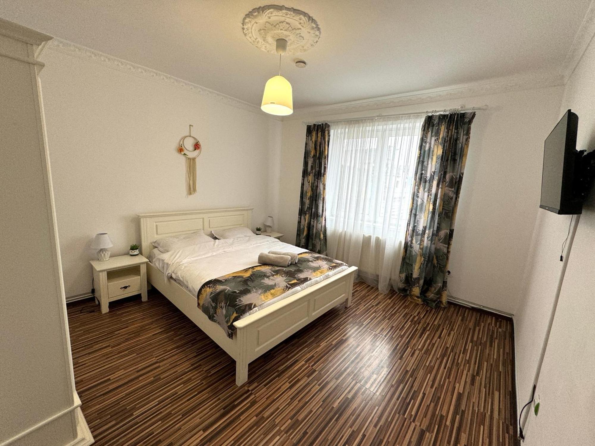 Flh - Mira Apartments Sibiu Buitenkant foto