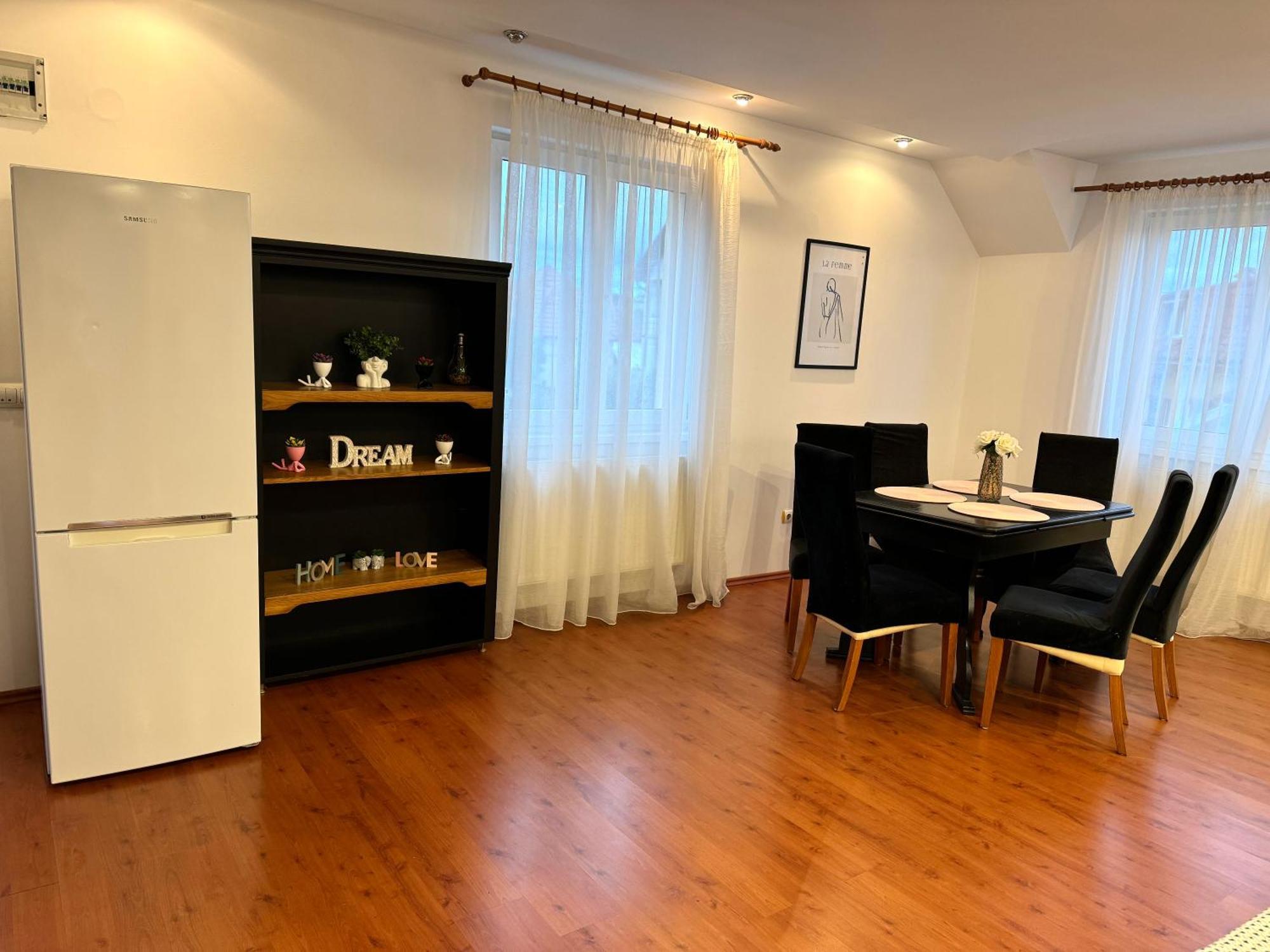 Flh - Mira Apartments Sibiu Buitenkant foto